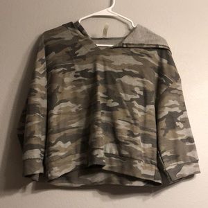 Camo crop hoodie.  Size L